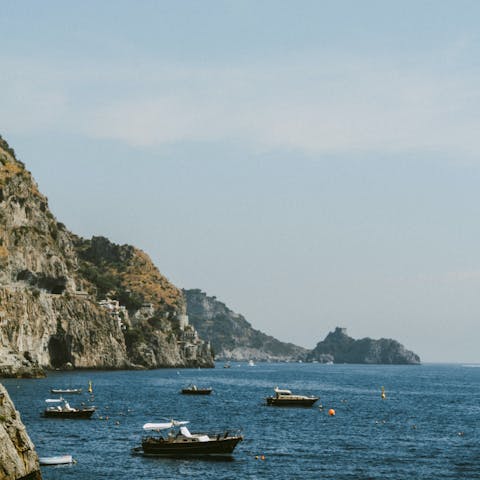 Enjoy a boat tour along the Praiano coast – your host can arrange this 