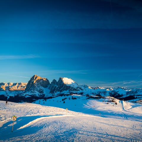 Stay in the heart of the Dolomites and ski the famous Plan de Corones area