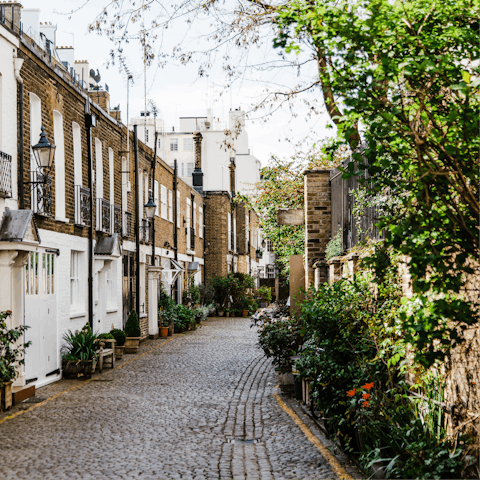 Explore your Chelsea neighbourhood – the King's Road  is a seven-minute walk away