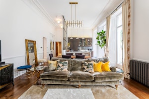 Notting Hill Chic image 1