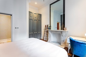 Notting Hill Chic image 8