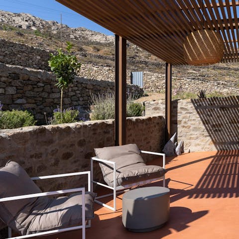 Start your days with a coffee or meditation on the sun-trapped terrace 