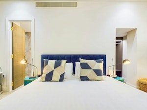 Cerise Mews image 5