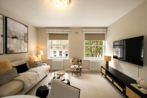 Quiet on Marylebone image 1