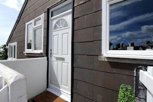 Seaside Tranquillity image 8
