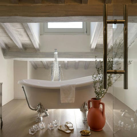 Soak in the rolltop bath after a busy day of sightseeing