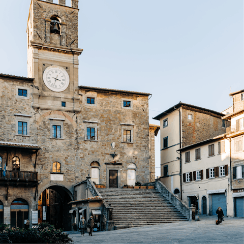 Visit historic Cortona, just 5km away from the villa