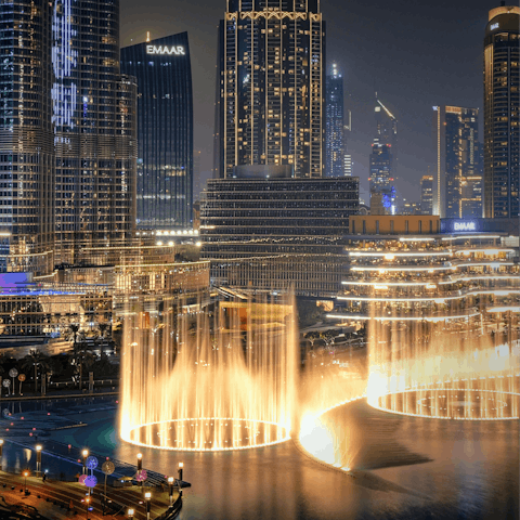 Take in the breathtaking Dubai Fountain light show from a waterside restaurant