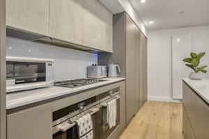 Kensington Breeze image 9