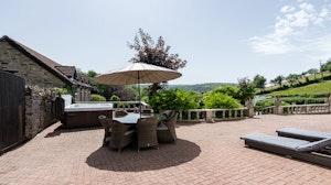 Coulscott House image 3