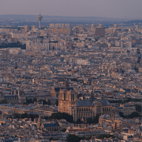 Explore Montparnasse – the metro is nearby