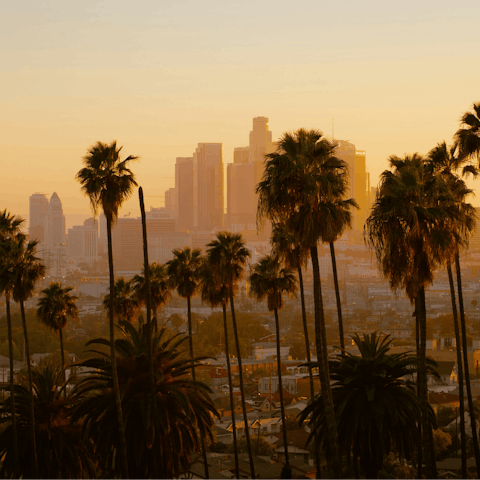 Explore the iconic sights of LA – a short drive away