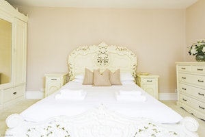 Fairytail at Perry Farmhouse image 3