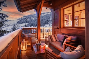 Cosy in the Alps image 10