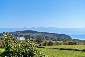Green Hills & Sea Air image 10
