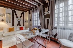 Marais Charms image 1