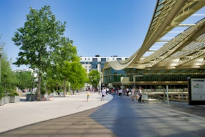 Marais Charms image 6
