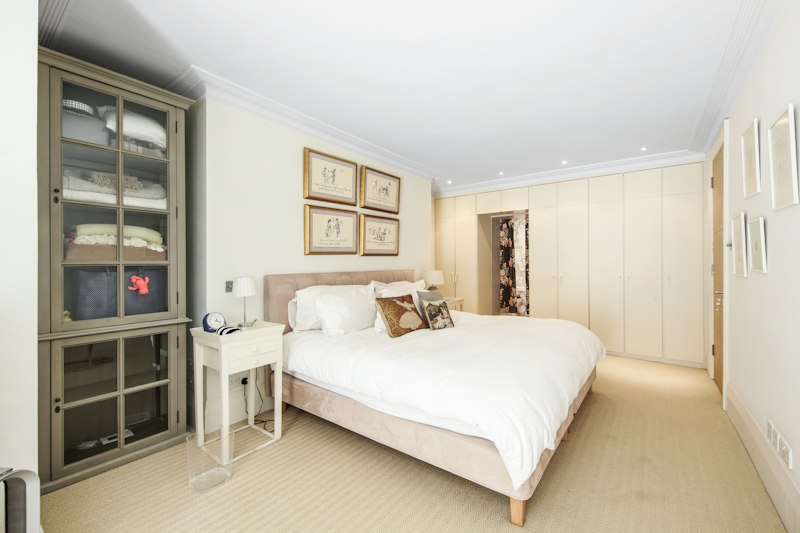 Royal Sloane additional image