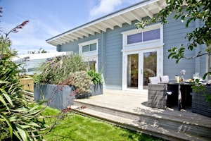 Sandy Burrow image 1