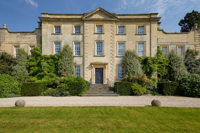A Royal Heritage main image