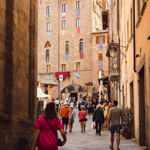 Experience the charm of Tuscany from nearby Arezzo