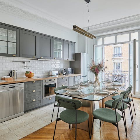 Enjoy breakfast together in the bright, welcoming kitchen and dining space