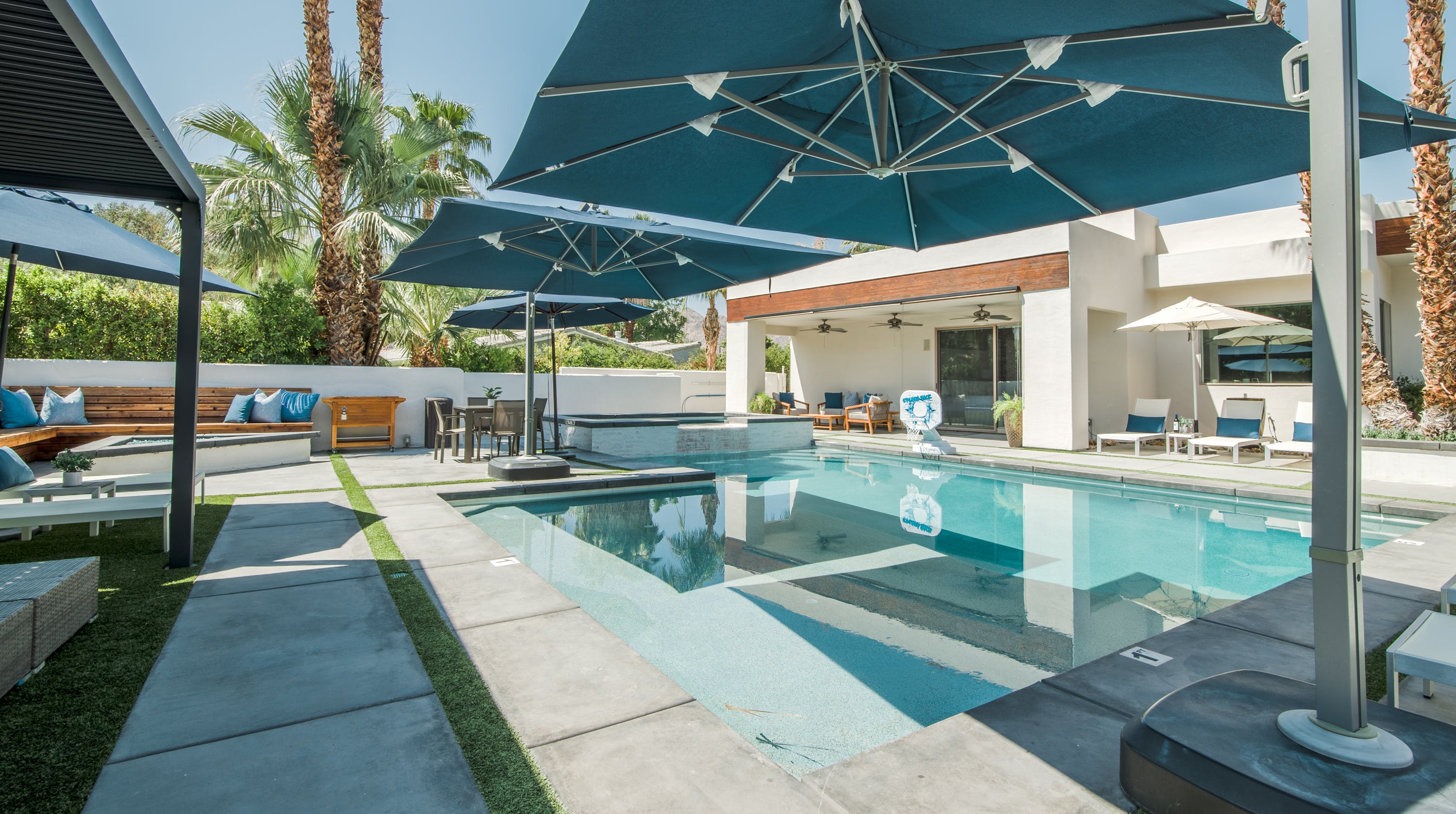 Palms & Splendor La Quinta, California, United States Venue Report