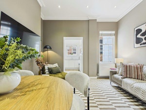 Bloomsbury Silk image 14