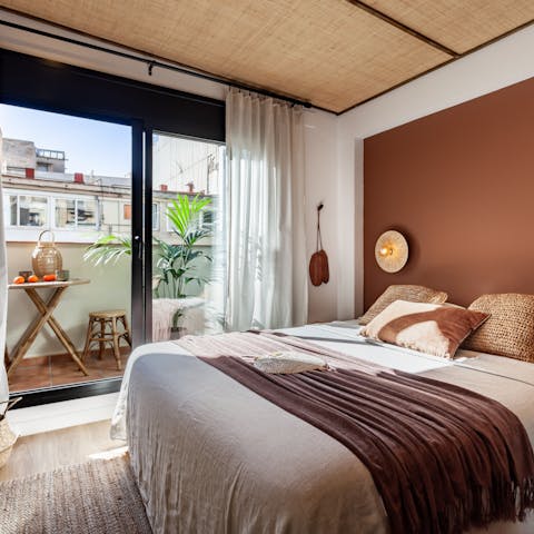 Wake up in the comfortable bedroom and step straight out onto its private balcony for a hit of morning sun