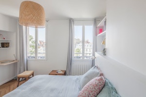 The Paris Pair image 9