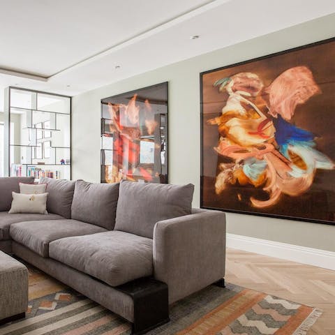 Admire the owner’s elegant yet eclectic interior tastes, including their bold abstract wall art