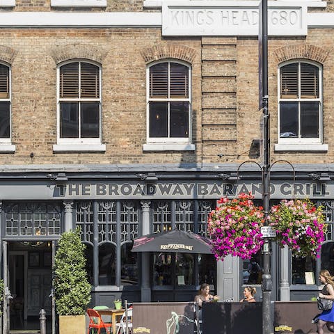 Explore the neighbourhood – you’re just a few minutes from the pubs, shops, and restaurants on Fulham High Street