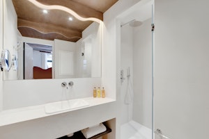 Beam & Curve image 12
