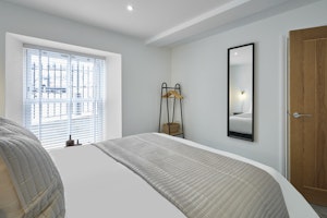 Whitby Retreat image 7