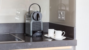 Bentinck Penthouse Studio image 8