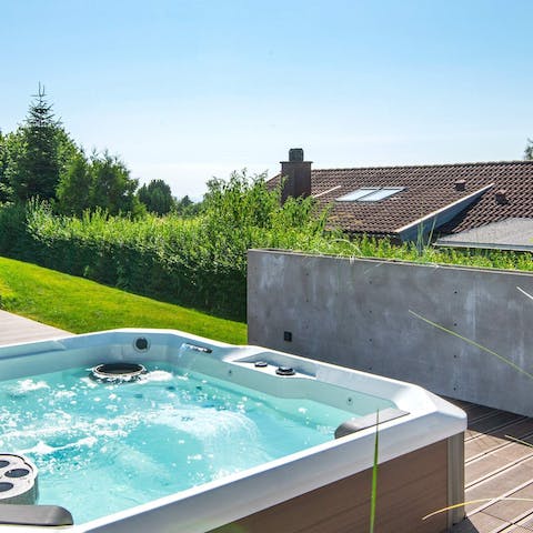 Enjoy a relaxing retreat thanks to your own private hot tub