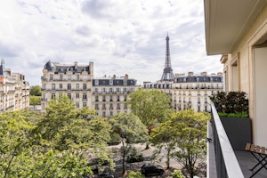 Chaillot Afternoon image 3