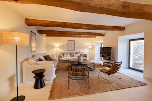 Luberon Mountain Retreat image 5
