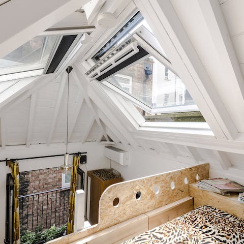 Innovative skylights in the roof