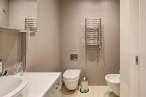 South Kensington High Life image 6