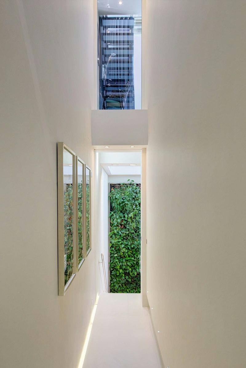 South Kensington High Life additional image