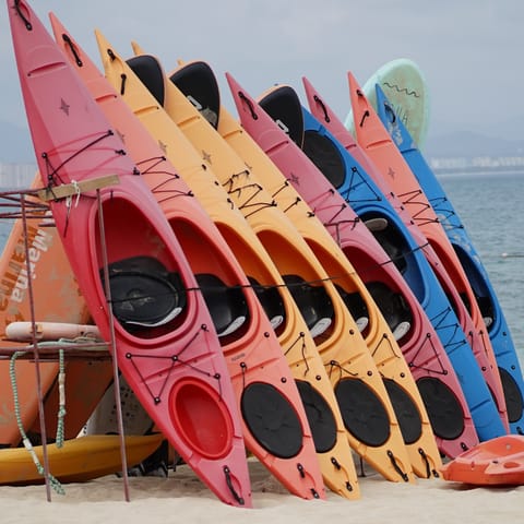 Explore the delights of San Lucas Bay by kayak – you have complimentary access to paddle boards and kayaks here