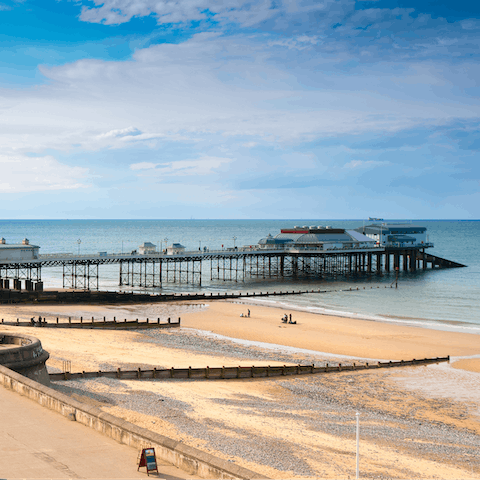 Take a short stroll to Cromer Beach and the Grade II-listed pier