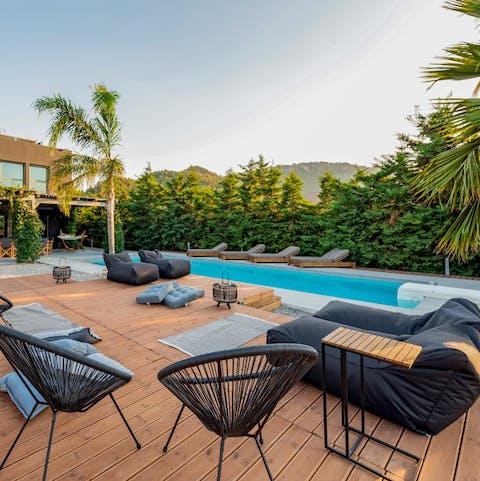 Chill out on the deck by the pool on a beanbag lounge or boho floor cushion