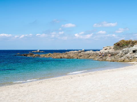 Relax on the sandy Atlantic beach, just 500m down the road