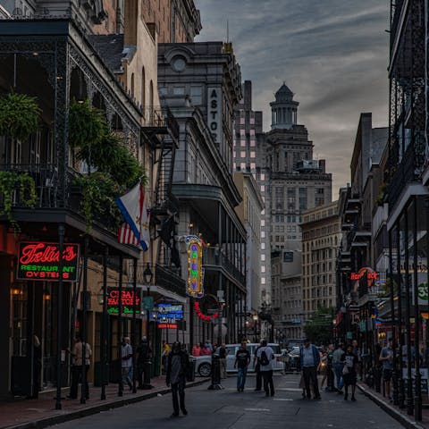 Sample the bars and restaurants of the nearby French Quarter