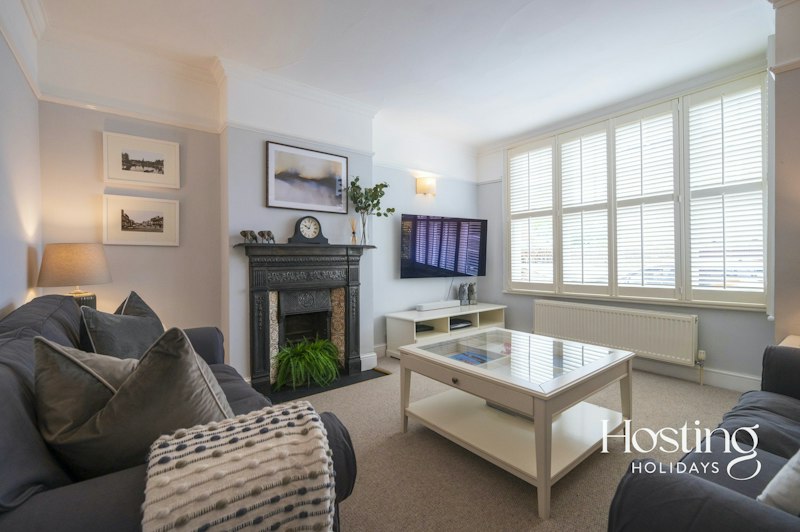 Blossom House main image