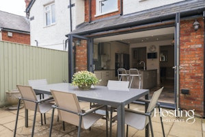 Blossom House image 15