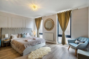The Wapping image 2