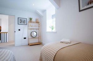West Wales Hideaway image 2